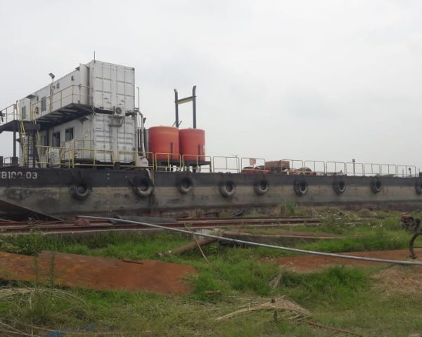 PONTOON
