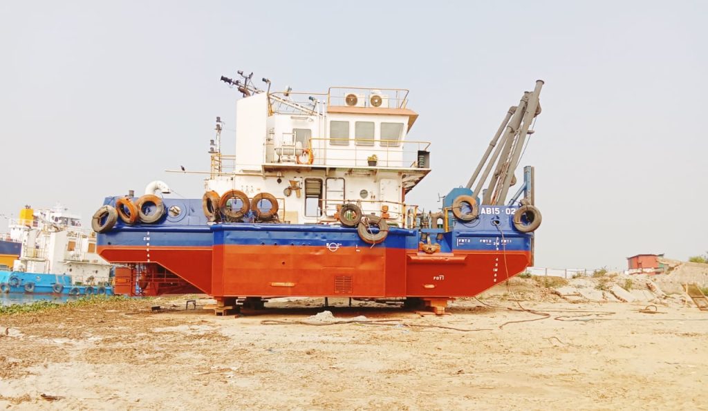 ANCHOR BOAT
